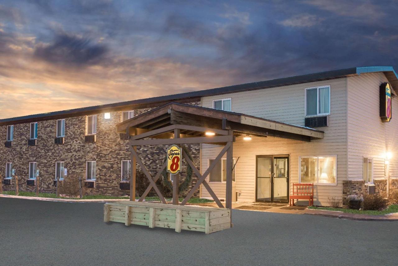 ホテル Super 8 By Wyndham Superior Wi エクステリア 写真
